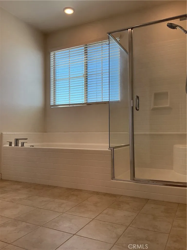 2652 E Scarlett Lane Ontario, CA 91762