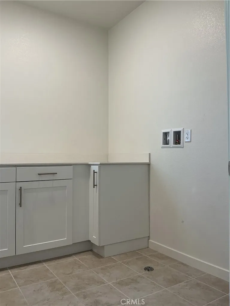 2652 E Scarlett Lane Ontario, CA 91762