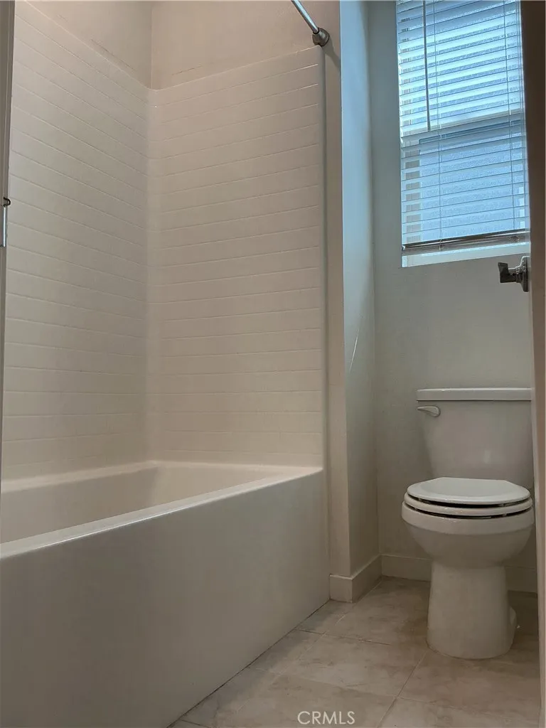 2652 E Scarlett Lane Ontario, CA 91762