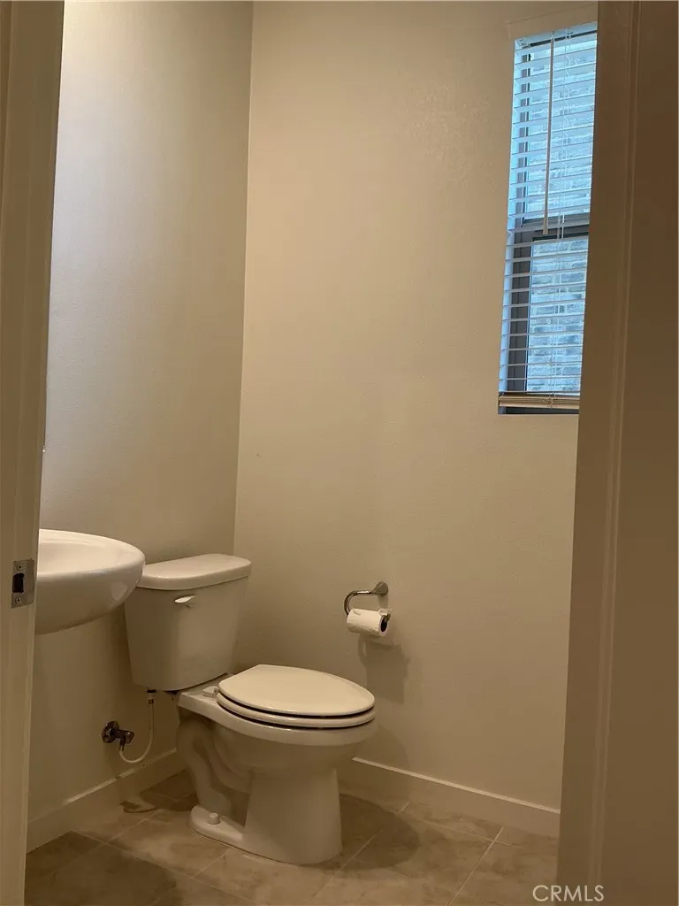 2652 E Scarlett Lane Ontario, CA 91762