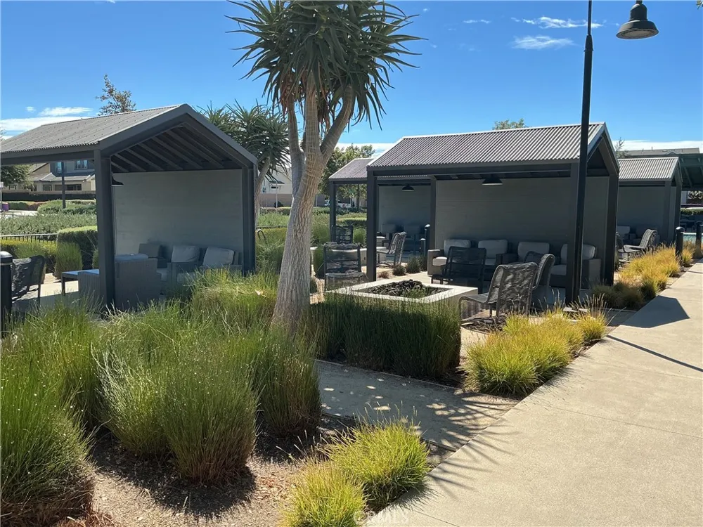2652 E Scarlett Lane Ontario, CA 91762