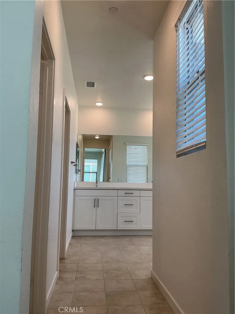 2652 E Scarlett Lane Ontario, CA 91762