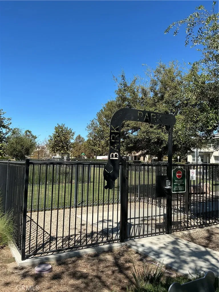 2652 E Scarlett Lane Ontario, CA 91762