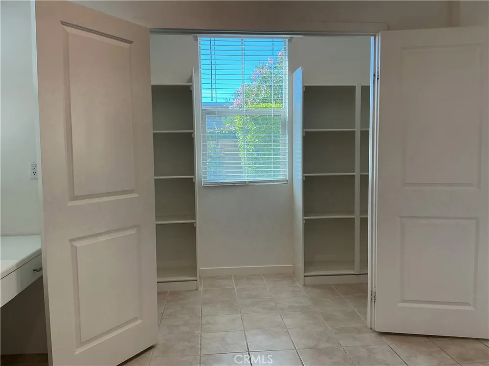 2652 E Scarlett Lane Ontario, CA 91762