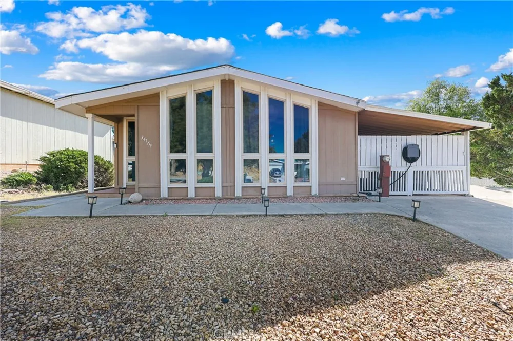 34164 Harrow Hill Road Wildomar, CA 92595