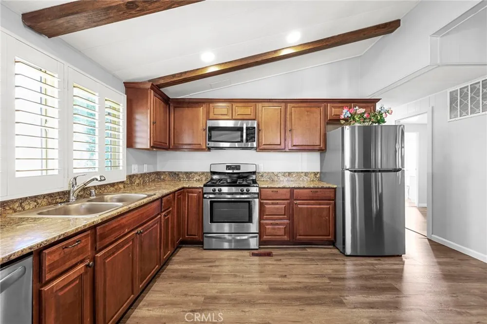 34164 Harrow Hill Road Wildomar, CA 92595