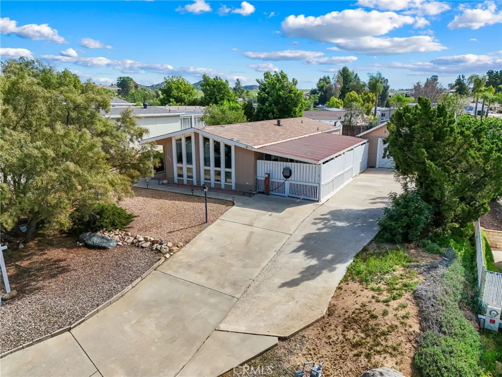 34164 Harrow Hill Road Wildomar, CA 92595