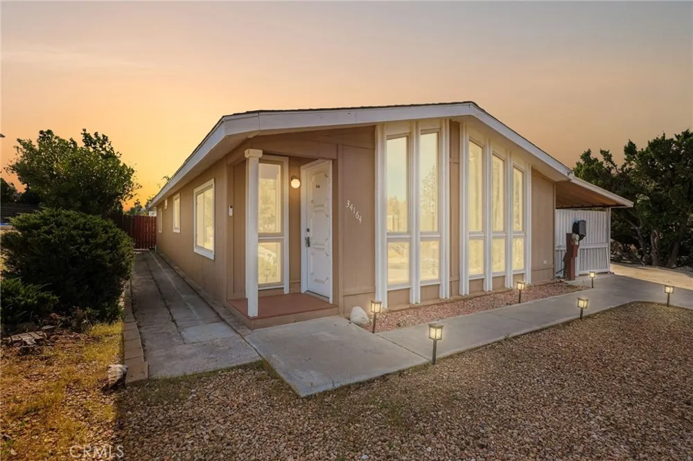 34164 Harrow Hill Road Wildomar, CA 92595