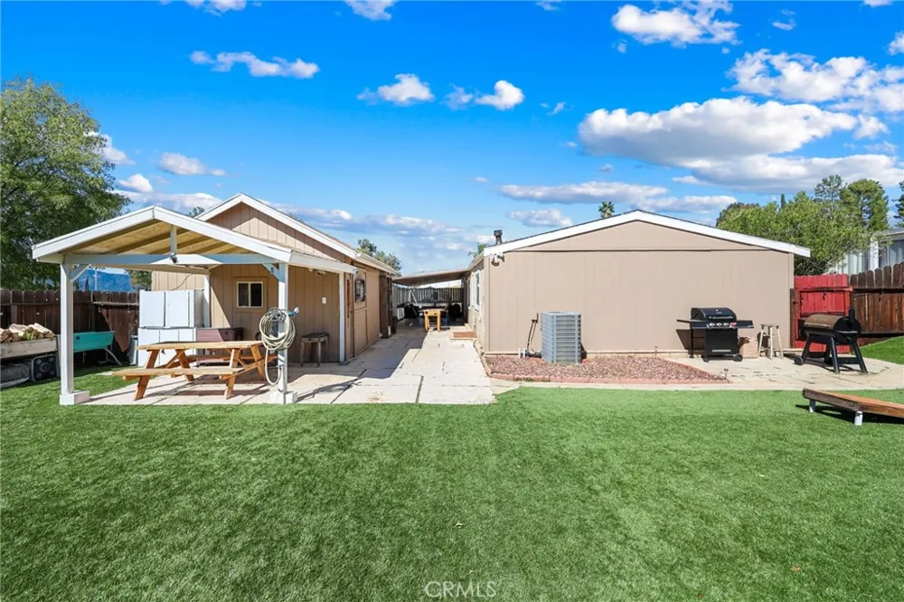 34164 Harrow Hill Road Wildomar, CA 92595