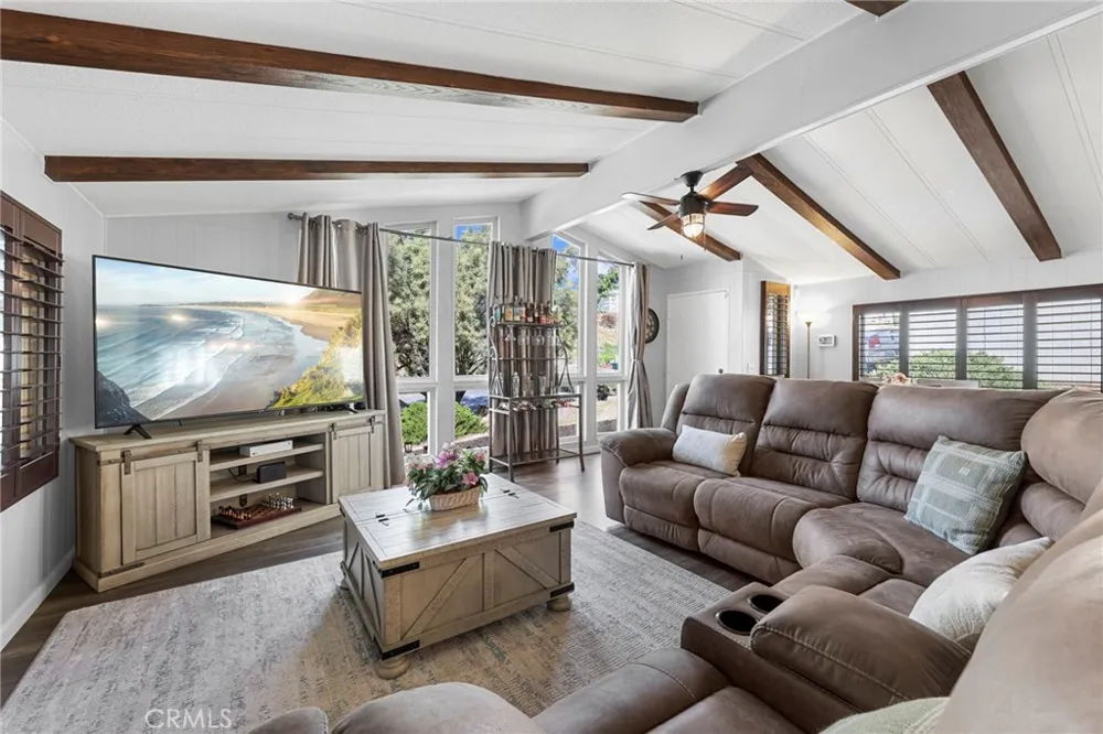 34164 Harrow Hill Road Wildomar, CA 92595