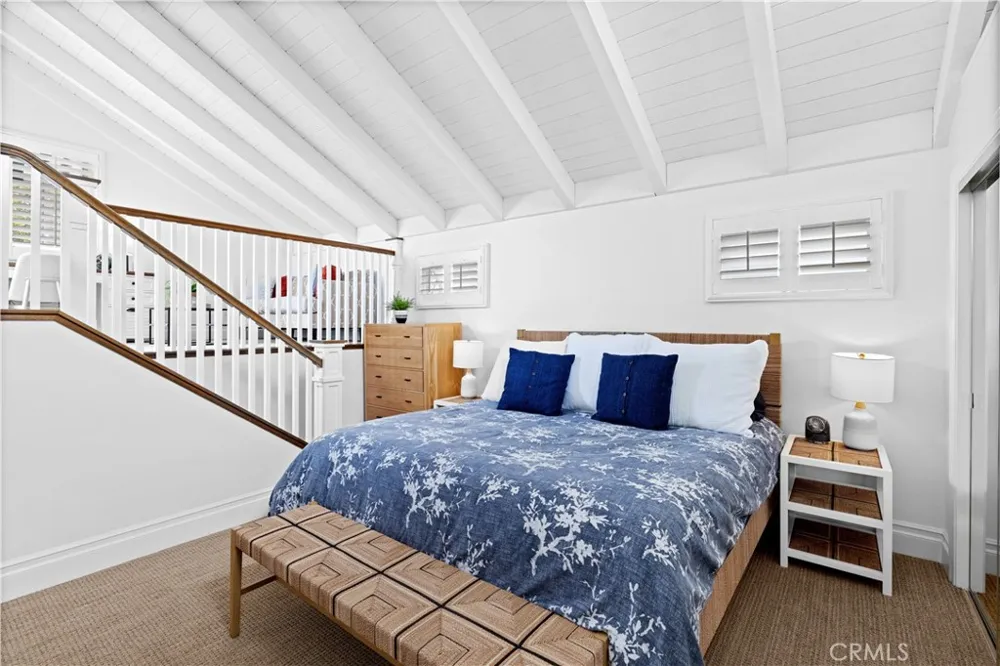 110 Pearl Avenue Newport Beach, CA 92662