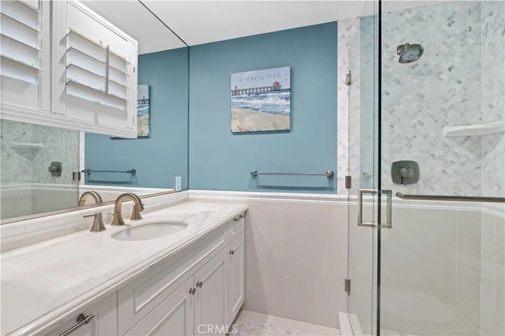 110 Pearl Avenue Newport Beach, CA 92662