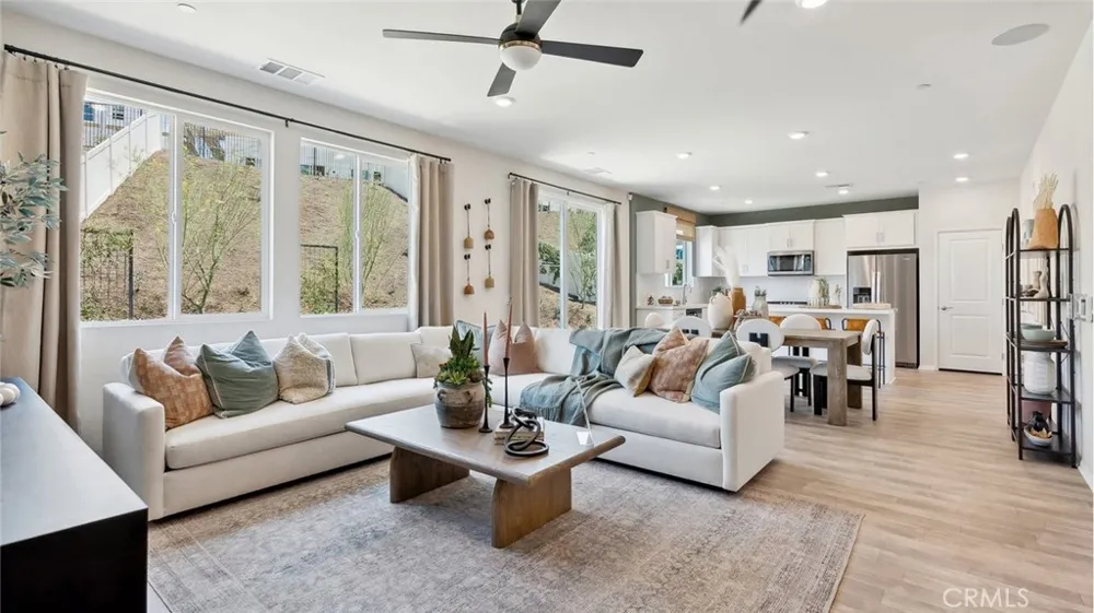 26188 Towhee Lane Corona, CA 92883