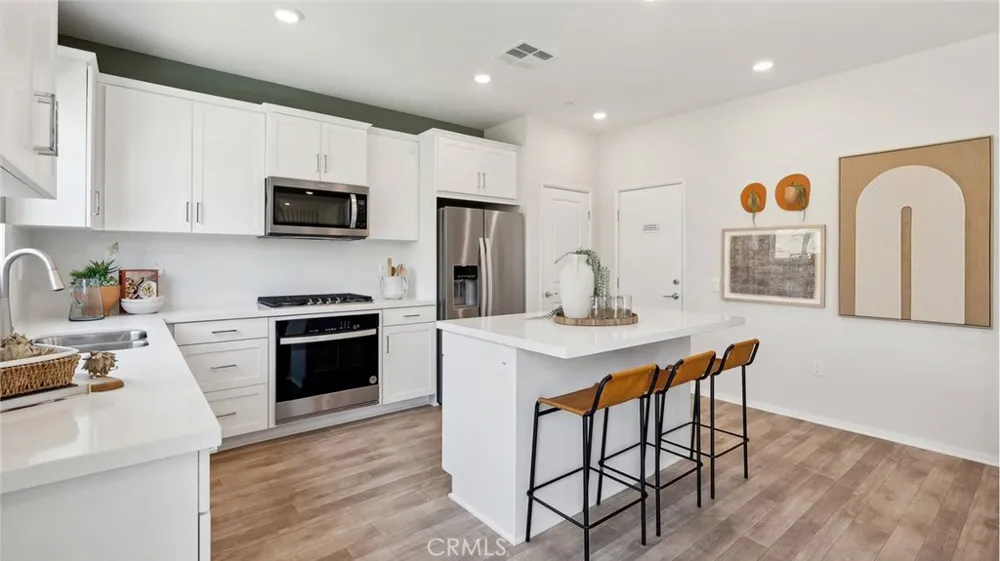 26188 Towhee Lane Corona, CA 92883