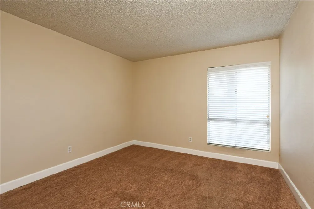 5468 Apricot Lane Riverside, CA 92506