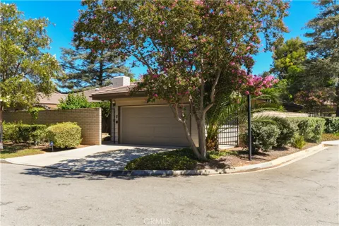 5468 Apricot Lane