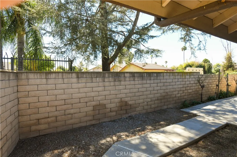 5468 Apricot Lane Riverside, CA 92506