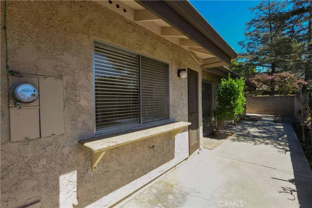5468 Apricot Lane Riverside, CA 92506