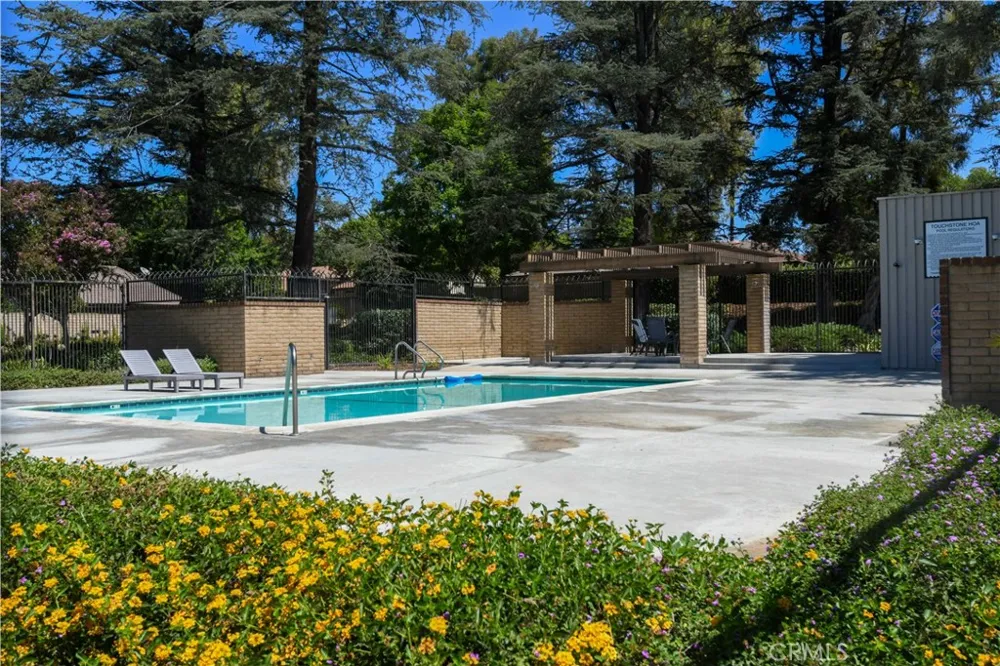 5468 Apricot Lane Riverside, CA 92506