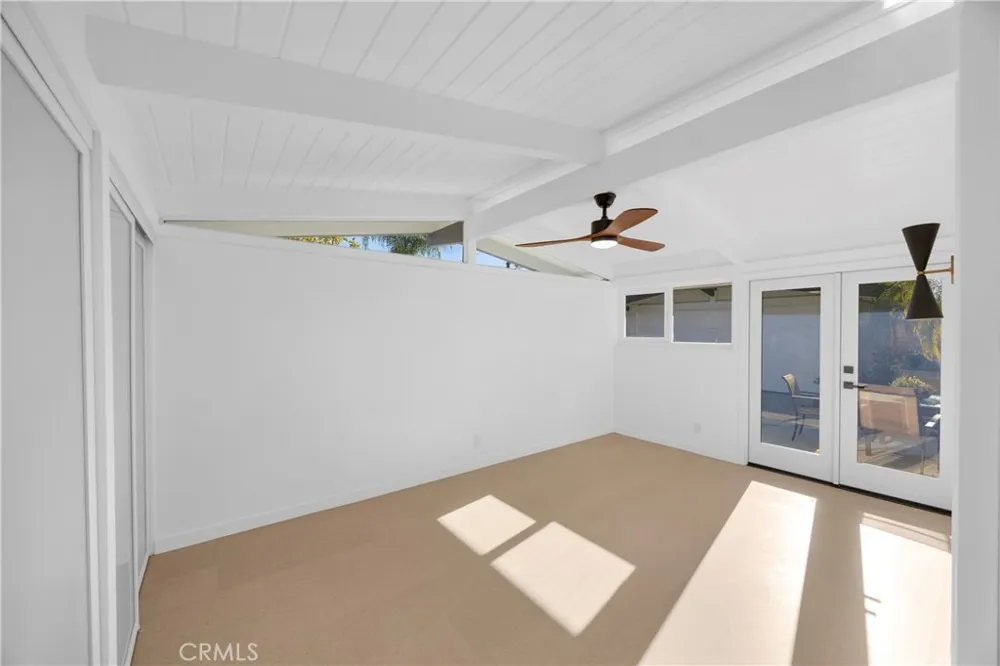 3253 Lees Avenue Long Beach, CA 90808