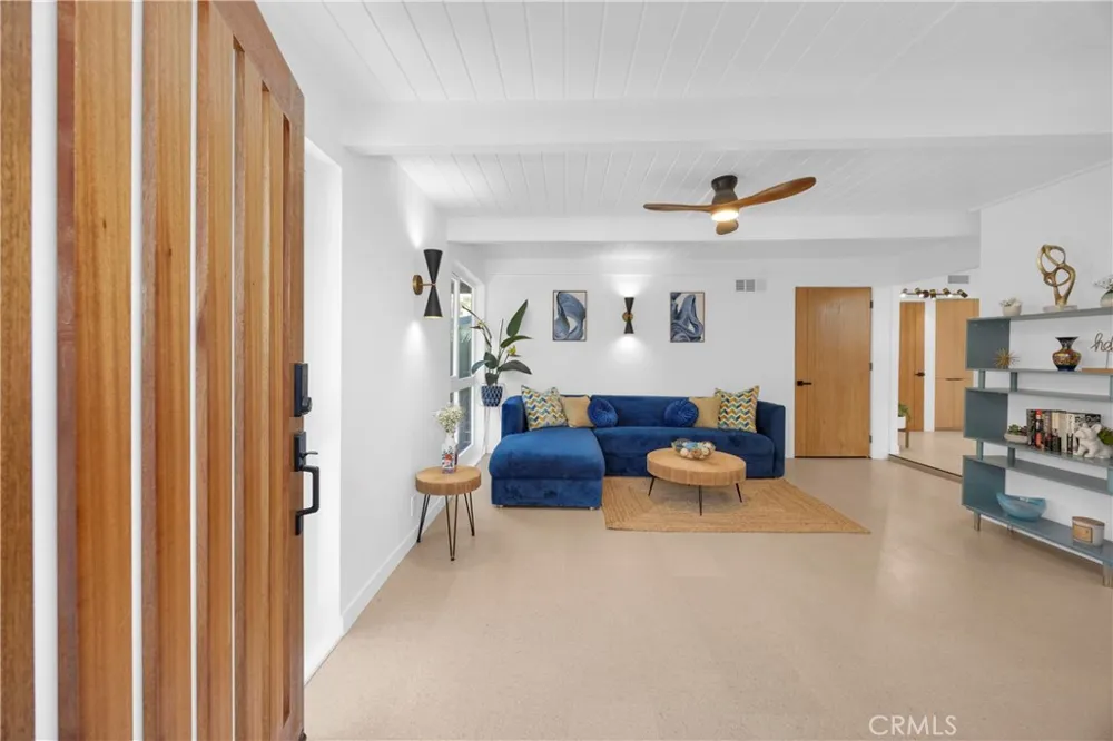 3253 Lees Avenue Long Beach, CA 90808