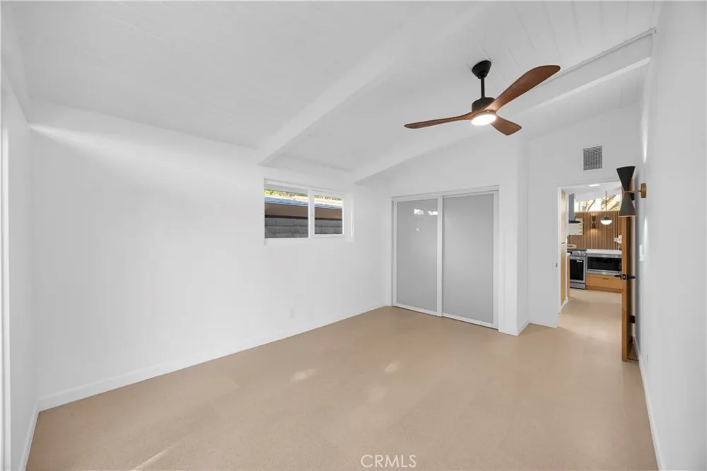 3253 Lees Avenue Long Beach, CA 90808
