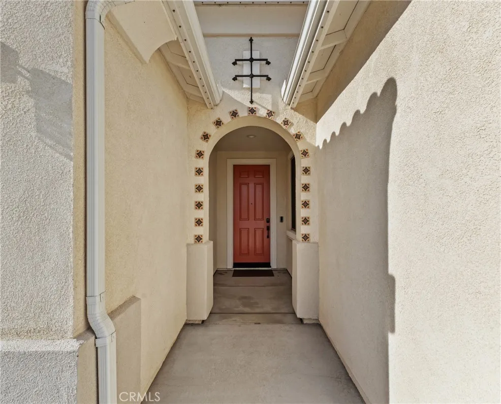 718 Torrey Court Perris, CA 92571