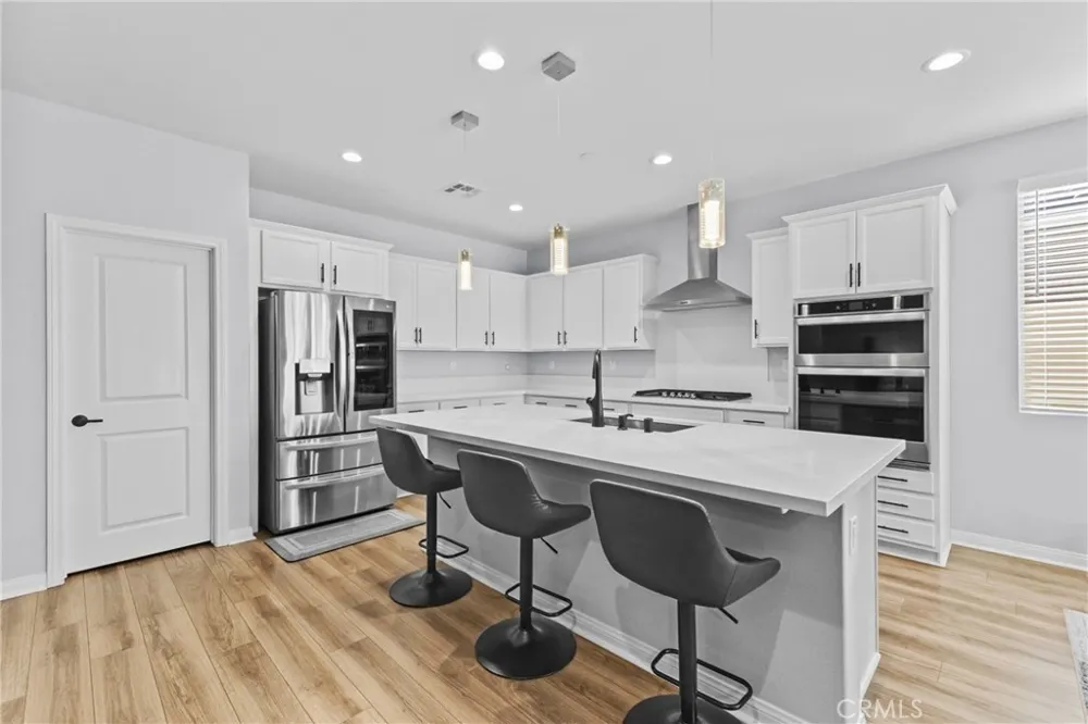 718 Torrey Court Perris, CA 92571