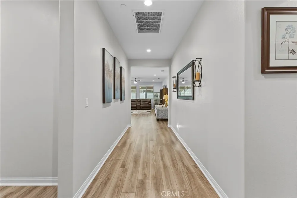 718 Torrey Court Perris, CA 92571