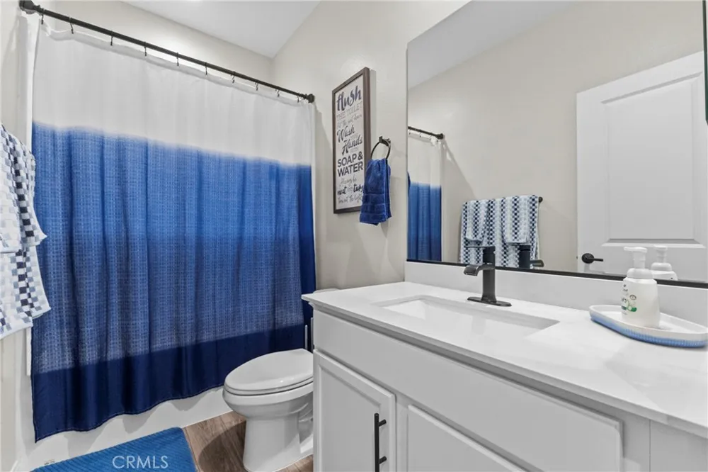 718 Torrey Court Perris, CA 92571