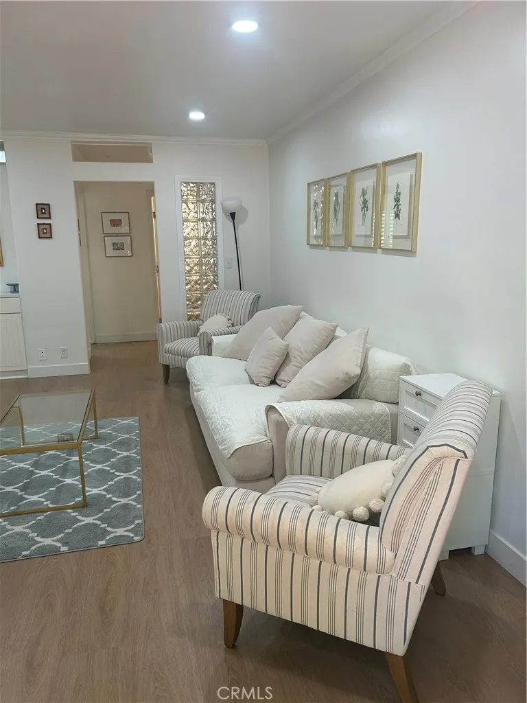 10600 Eastborne Los Angeles, CA 90024