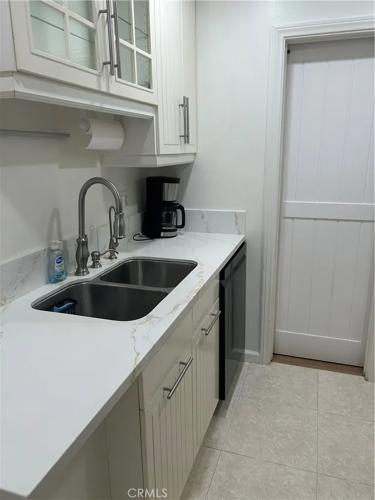 10600 Eastborne Los Angeles, CA 90024