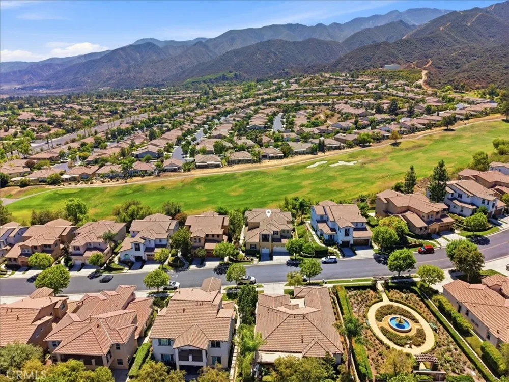 8879 Cuyamaca Corona, CA 92883