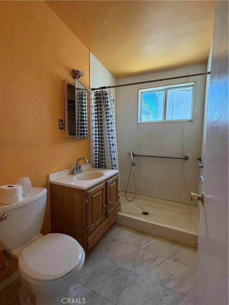 25515 Cheryle Barstow, CA 92311