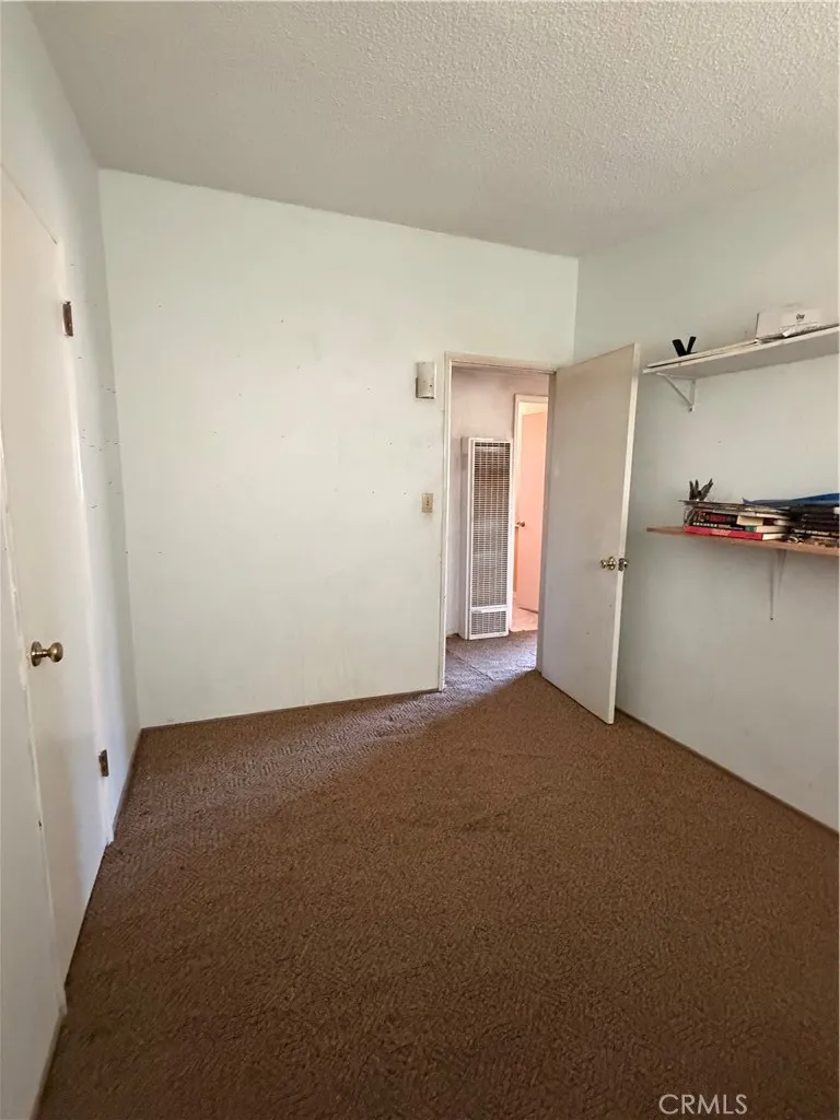 25515 Cheryle Barstow, CA 92311