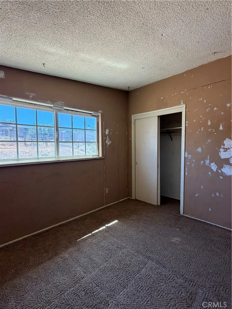 25515 Cheryle Barstow, CA 92311