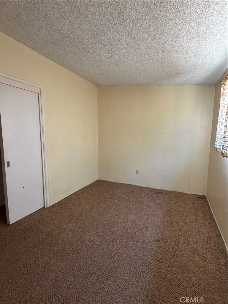 25515 Cheryle Barstow, CA 92311