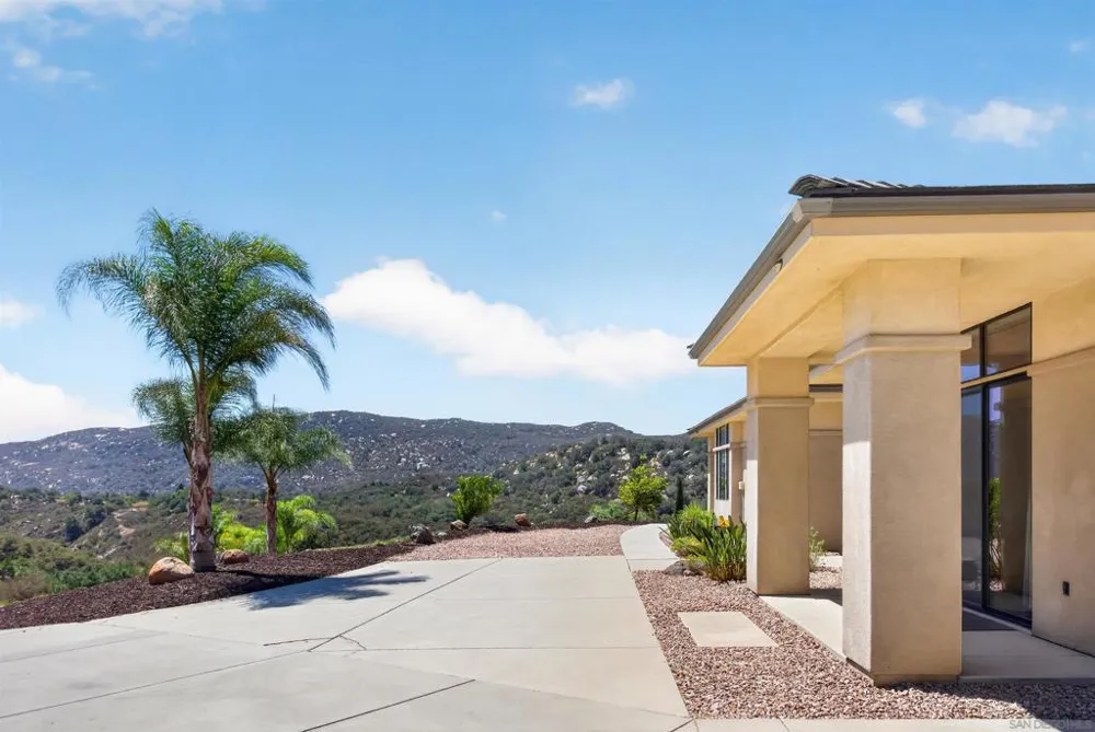 11888 Rancho Heights Rd Pala, CA 92059