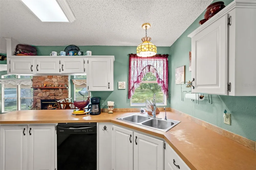 4088 CULBREATH ROAD Brooksville, FL 34602