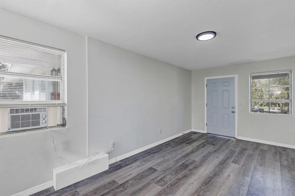 751 BELLEVUE AVENUE #3 Daytona Beach, FL 32114
