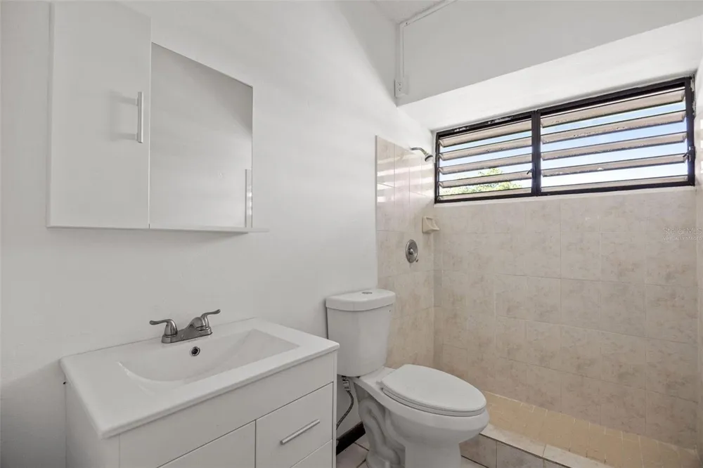 235 CALLE JULIAN PESANTE #204 San Juan, PR 00912