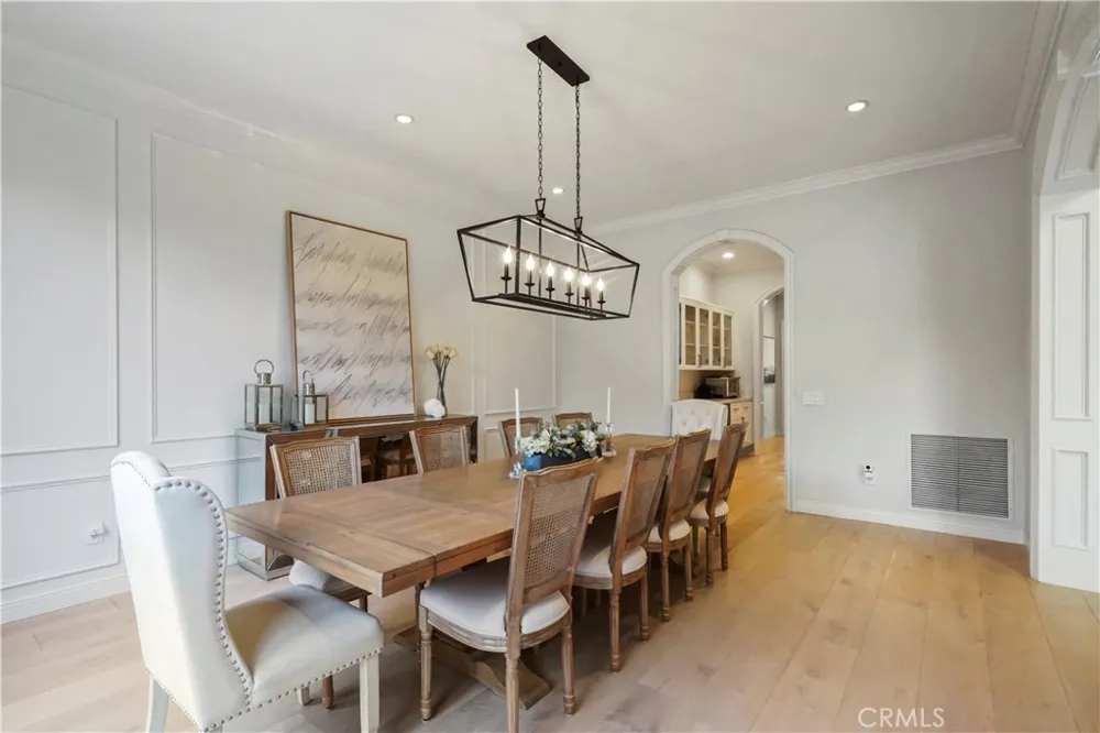 25418 Cumberland Lane #A Calabasas, CA 91302