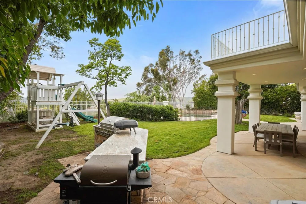 25418 Cumberland Lane #A Calabasas, CA 91302