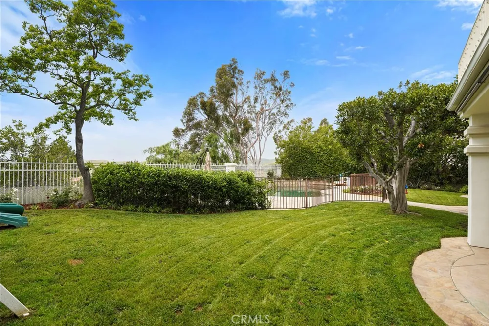 25418 Cumberland Lane #A Calabasas, CA 91302