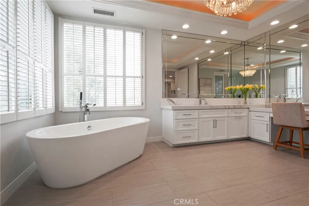 25418 Cumberland Lane #A Calabasas, CA 91302