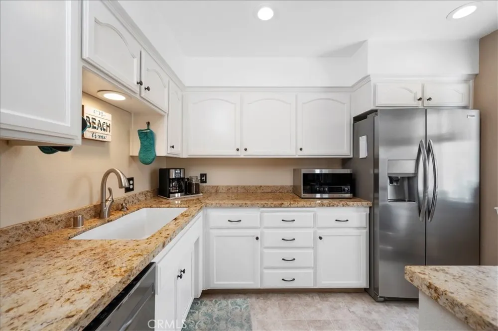 676 12th Street #5 Grover Beach, CA 93433