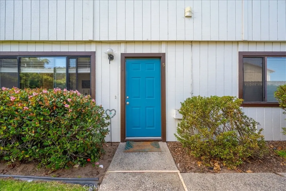 676 12th Street #5 Grover Beach, CA 93433
