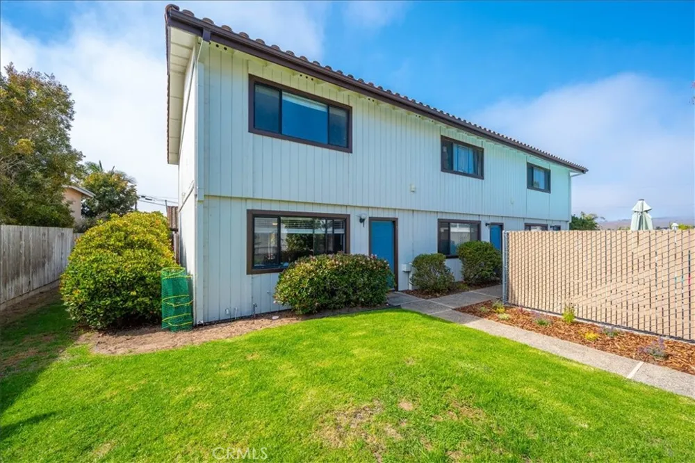 676 12th Street #5 Grover Beach, CA 93433