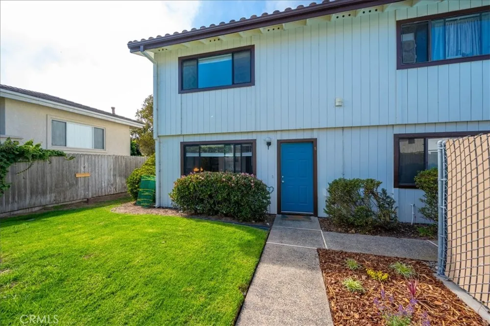 676 12th Street #5 Grover Beach, CA 93433