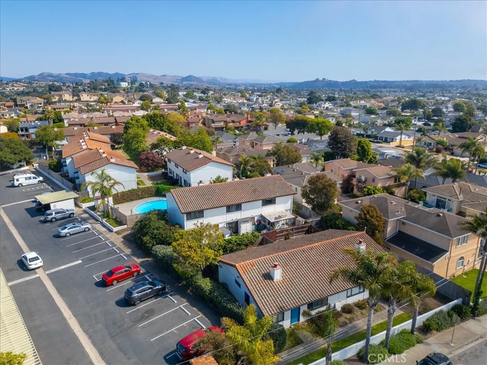 676 12th Street #5 Grover Beach, CA 93433